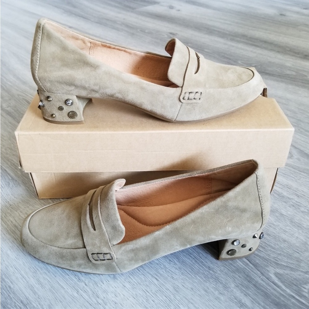 UGG antilope Elise studded bling New 5 suede heels